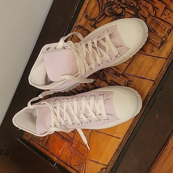 Converse lug bottom sneakers pink unisex women's 8.5 men's 6.5 EUC - Picture 1 of 9